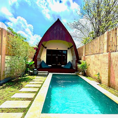 D'Gilian Bungalow Gili Trawangan Exterior photo