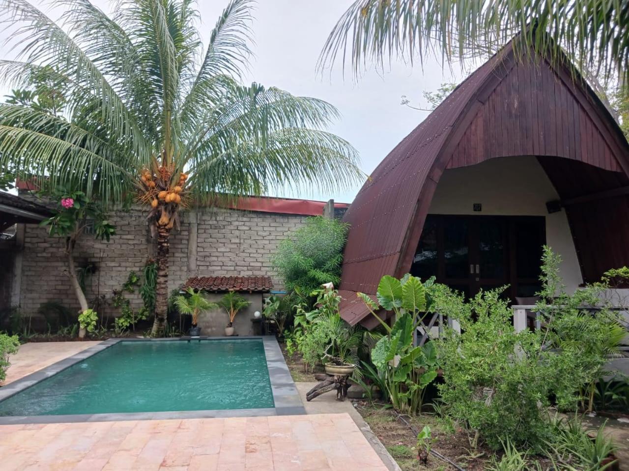 D'Gilian Bungalow Gili Trawangan Exterior photo