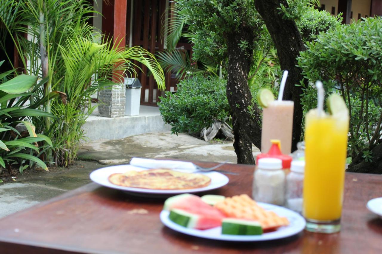 D'Gilian Bungalow Gili Trawangan Exterior photo